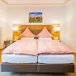 Hotel-pension-ostler Bad Wiessee