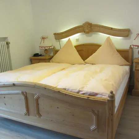 Hotel-pension-ostler 3*