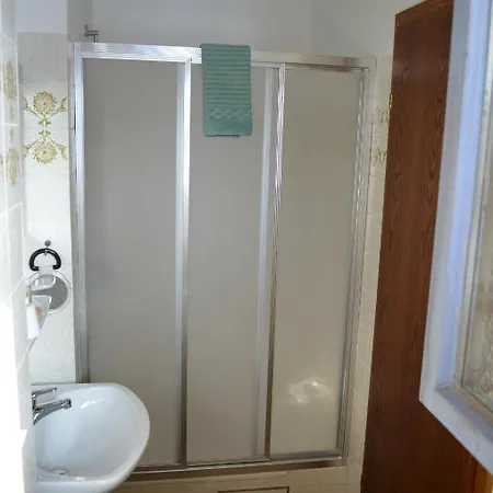 Guest house Hotel-pension-ostler